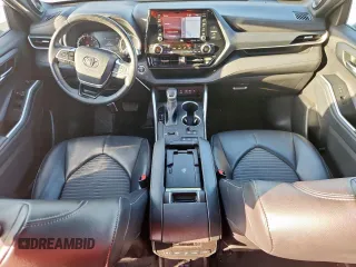 2022 Toyota Highlander XSE with VIN 5TDJZRAH4NS108547, listed as a Copart auction lot 61904085 with 69,309 mi miles and Salvage title. Bid and sale history available at DreamBid. Image 8.