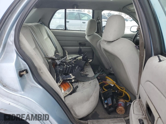 2005 Ford Police Interceptor with VIN 2FAHP71W25X102246, listed as a Copart auction lot 46324385 with 258,796 mi miles and Salvage title. Bid and sale history available at DreamBid. Image 10.