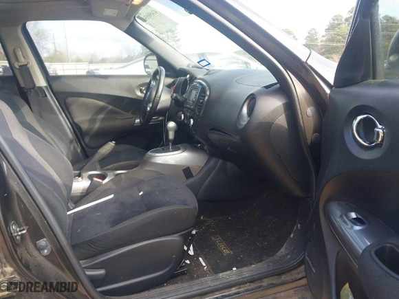 2013 Nissan Juke S with VIN JN8AF5MR9DT215796, listed as a IAAI auction lot 41458556 with 179,081 mi miles. Bid and sale history available at carsss.com. Image 5.