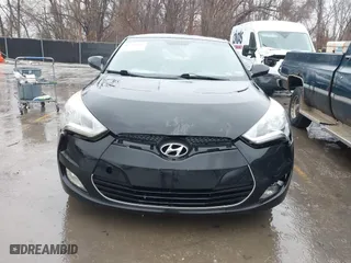 2015 Hyundai Veloster RE:FLEX with VIN KMHTC6AD2FU229849, listed as a IAAI auction lot 41705641 with 170,591 mi miles. Bid and sale history available at carsss.com. Image 6.