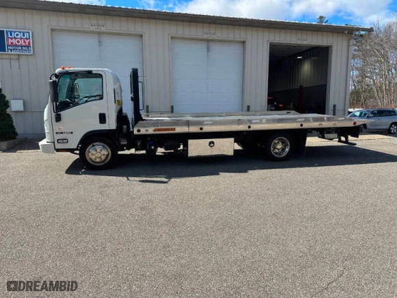 2020 Isuzu NRR DSL REG AT IBT PWL with VIN JALE5W165L73026XX, listed as a Copart auction lot 49186115 with 116,583 mi miles and Clean Title. Bid and sale history available at carsss.com. Image 2.