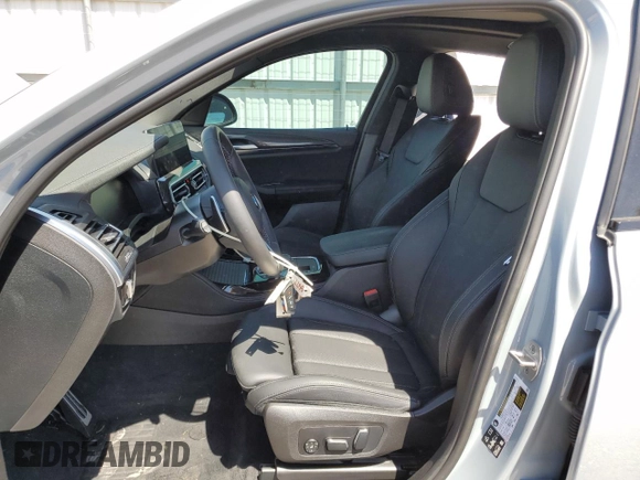 2024 BMW X4 M40i с VIN 5UX43DT00R9X03584, выставлен на аукционе Copart как лот 52022455 с пробегом 6 148 миль миль и Списание • Salvage title. История ставок и продаж доступна на DreamBid. Изображение 7.