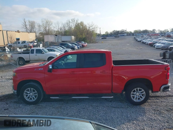 2019 Chevrolet Silverado 1500 LT with VIN 1GCUYDED5KZ218933, listed as a IAAI auction lot 41923954 with 101,485 mi miles. Bid and sale history available at carsss.com. Image 14.