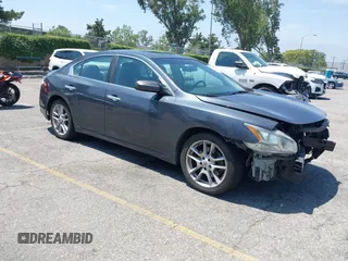 2013 Nissan Maxima S with VIN 1N4AA5AP5DC843874, listed as a IAAI auction lot 42495096 with 250,093 mi miles and . Bid and sale history available at DreamBid. Image 1.