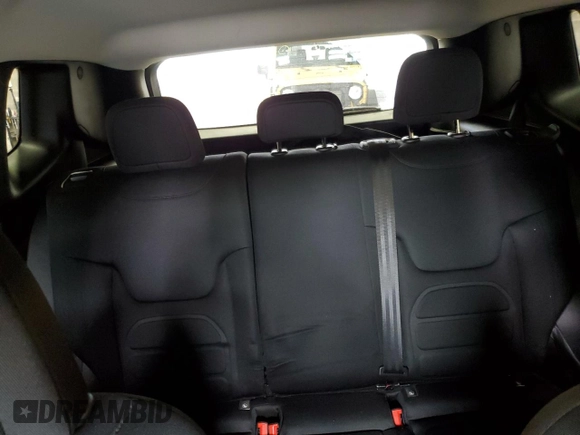 2020 Jeep Renegade Latitude with VIN ZACNJBBB9LPL18157, listed as a Copart auction lot 56581795 with 37,282 mi miles and Salvage title. Bid and sale history available at DreamBid. Image 10.
