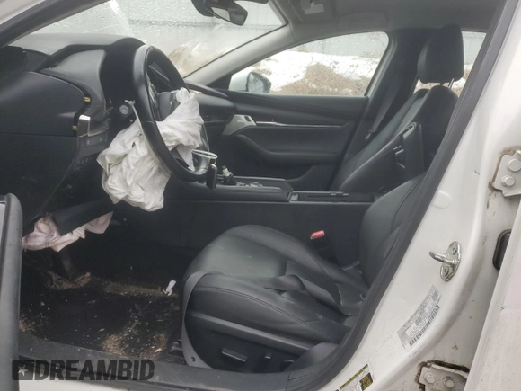 2019 Mazda 3 Preferred with VIN 3MZBPADLXKM108122, listed as a Copart auction lot 84527904 with Not Provided miles and Clean Title. Bid and sale history available at DreamBid. Image 7.