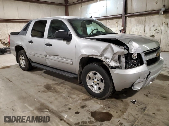 2010 Chevrolet Avalanche LS z VIN 3GNVKEE09AG272010, wystawiony jako Copart lot #52008485 z przebiegiem 152 496 mil mil oraz Szkoda całkowita • Salvage title. Historia ofert i sprzedaży dostępna na DreamBid. Obrazek 4.