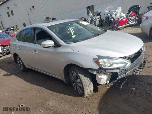2019 Nissan Sentra SR with VIN 3N1AB7AP5KY382282, listed as a IAAI auction lot 40755665 with 72,028 mi miles. Bid and sale history available at carsss.com. Image 1.