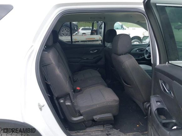 2021 Chevrolet Traverse LS with VIN 1GNERFKW7MJ162246, listed as a IAAI auction lot 39765126 with 76,406 mi miles. Bid and sale history available at carsss.com. Image 8.