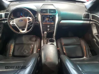 2012 Ford Explorer XLT z VIN 1FMHK8D80CGA35740, wystawiony jako Copart lot #61527445 z przebiegiem 207 614 mil mil oraz Szkoda całkowita • Salvage title. Historia ofert i sprzedaży dostępna na DreamBid. Obrazek 8.