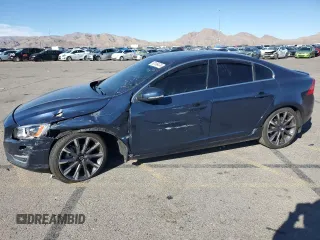 2015 Volvo S60 T5 Drive-E Platinum with VIN YV140MFM2F1355624, listed as a Copart auction lot 80136474 with 17,929 mi miles and Salvage Title. Bid and sale history available at carsss.com. Image 1.