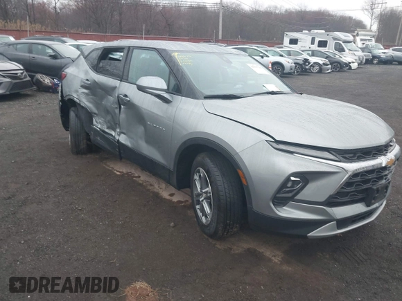 2023 Chevrolet Blazer LT с VIN 3GNKBHR40PS195292, выставлен на аукционе IAAI как лот 41935730 с пробегом 19 626 миль миль и . История ставок и продаж доступна на DreamBid. Изображение 17.