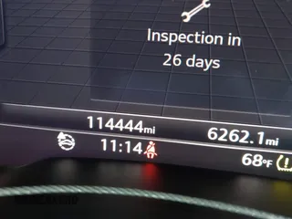 2017 Audi Q7 Premium Plus with VIN WA1LAAF7XHD037219, listed as a IAAI auction lot 41668831 with 114,444 mi miles. Bid and sale history available at carsss.com. Image 15.