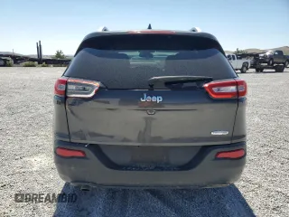 2016 Jeep Cherokee Latitude с VIN 1C4PJLCB3GW287223, выставлен на аукционе Copart как лот 60305005 с пробегом 167 434 миль миль и Списание • Salvage title. История ставок и продаж доступна на DreamBid. Изображение 6.