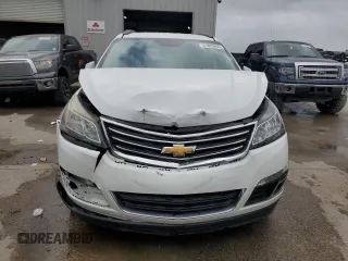 2016 Chevrolet Traverse LT z VIN 1GNKRHKDXGJ186560, wystawiony jako Copart lot #51823695 z przebiegiem 130 479 mil mil oraz Szkoda całkowita • Salvage title. Historia ofert i sprzedaży dostępna na DreamBid. Obrazek 5.
