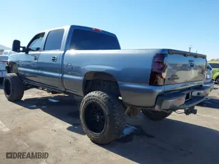 2007 Chevrolet Silverado 2500HD Classic LT3 with VIN 1GCHK23D97F183638, listed as a IAAI auction lot 41299493 with 238,146 mi miles. Bid and sale history available at carsss.com. Image 3.
