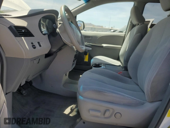 2012 Toyota Sienna LE AAS with VIN 5TDKK3DC4CS217089, listed as a Copart auction lot 64078095 with 266,382 mi miles and Salvage title. Bid and sale history available at DreamBid. Image 7.