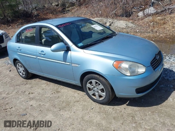 2007 Hyundai Accent GLS with VIN KMHCN46C57U159120, listed as a IAAI auction lot 42021811 with 114,564 mi miles. Bid and sale history available at carsss.com. Image 1.