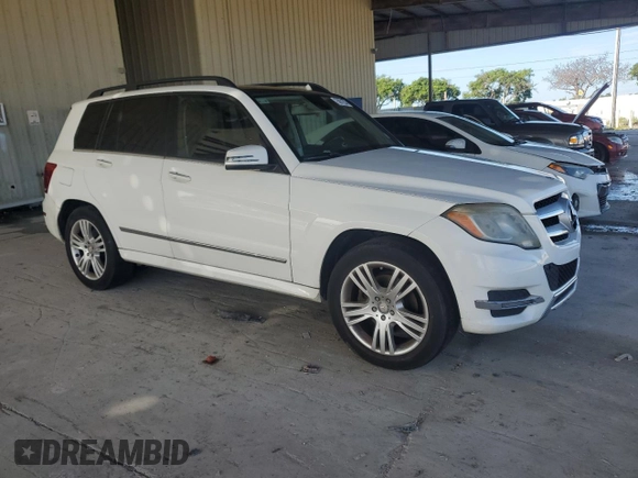 2015 Mercedes-Benz GLK 350 with VIN WDCGG5HB9FG394413, listed as a Copart auction lot 75861204 with 161,320 mi miles and Salvage Title. Bid and sale history available at DreamBid. Image 4.