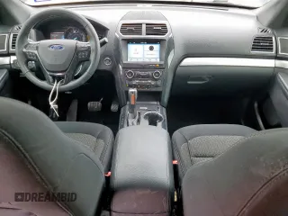 2017 Ford Explorer XLT с VIN 1FM5K7D8XHGD85753, выставлен на аукционе Copart как лот 58964305 с пробегом 50 198 миль миль и Списание • Salvage title. История ставок и продаж доступна на DreamBid. Изображение 8.