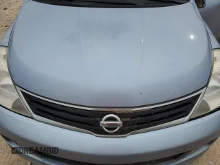 2010 Nissan Versa S z VIN 3N1BC1CPXAL356655, wystawiony jako Copart lot #47998165 z przebiegiem 109 853 mil mil oraz Szkoda całkowita • Salvage title. Historia ofert i sprzedaży dostępna na DreamBid. Obrazek 11.