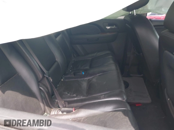 2010 Chevrolet Tahoe LT with VIN 1GNMCBE35AR247803, listed as a IAAI auction lot 42270437 with 264,187 mi miles and . Bid and sale history available at DreamBid. Image 8.