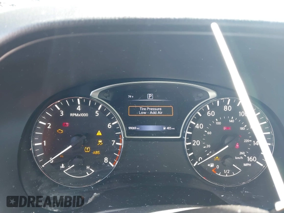 2018 Nissan Pathfinder SV with VIN 5N1DR2MN4JC607605, listed as a IAAI auction lot 41691163 with 99,069 mi miles. Bid and sale history available at carsss.com. Image 7.