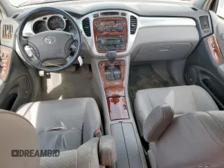 2007 Toyota Highlander w/3rd Row with VIN JTEDP21A270131839, listed as a Copart auction lot 56636495 with 205,488 mi miles and Salvage title. Bid and sale history available at DreamBid. Image 8.