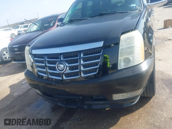 2009 Cadillac Escalade z VIN 1GYFC23299R226115, wystawiony jako IAAI lot #41563489 z przebiegiem 201 924 mil mil oraz . Historia ofert i sprzedaży dostępna na DreamBid. Obrazek 12.