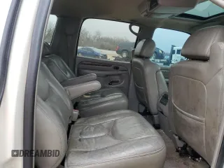 2005 Cadillac Escalade ESV z VIN 3GYFK66N05G258557, wystawiony jako Copart lot #46943305 z przebiegiem 246 719 mil mil oraz Tytuł czysty. Historia ofert i sprzedaży dostępna na DreamBid. Obrazek 11.