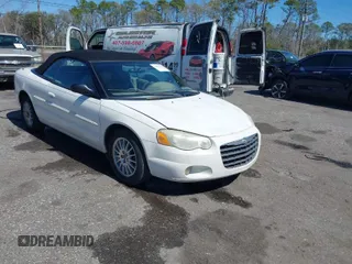 2006 Chrysler Sebring Touring with VIN 1C3EL55R86N135731, listed as a IAAI auction lot 41693953 with 170,628 mi miles and . Bid and sale history available at DreamBid. Image 1.