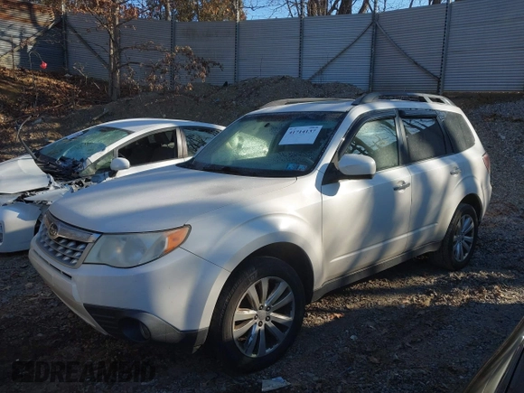 2013 Subaru Forester X Limited с VIN JF2SHAEC2DH440885, выставлен на аукционе IAAI как лот 41714137 с пробегом 208 045 миль миль и . История ставок и продаж доступна на DreamBid. Изображение 2.