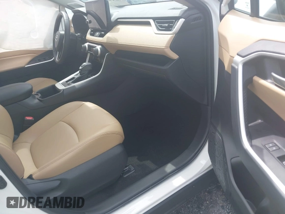 2024 Toyota RAV4 XLE Premium with VIN 2T3C1RFV5RW362478, listed as a IAAI auction lot 42504047 with 9,975 mi miles and . Bid and sale history available at DreamBid. Image 5.