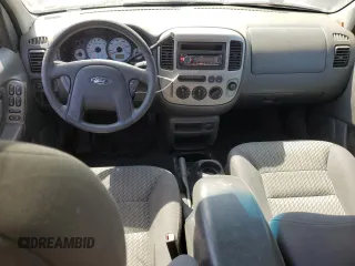 2004 Ford Escape XLT с VIN 1FMYU03174KB25014, выставлен на аукционе Copart как лот 47286444 с пробегом 238 293 миль миль и Списание • Salvage title. История ставок и продаж доступна на DreamBid. Изображение 8.