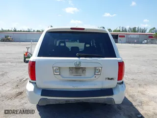 2004 Honda Pilot EX with VIN 2HKYF18664H550277, listed as a IAAI auction lot 41966015 with 285,700 mi miles. Bid and sale history available at carsss.com. Image 6.