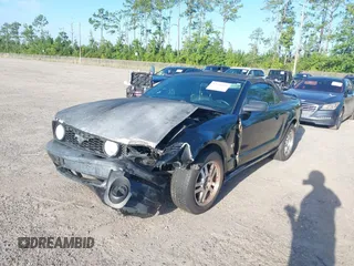 2006 Ford Mustang GT Deluxe with VIN 1ZVFT85H365115375, listed as a IAAI auction lot 42744169 with 328,050 mi miles and . Bid and sale history available at DreamBid. Image 2.