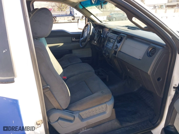 2014 Ford F-150 XL with VIN 1FTNF1CF7EKD17361, listed as a IAAI auction lot 41354725 with 343,927 mi miles. Bid and sale history available at carsss.com. Image 5.