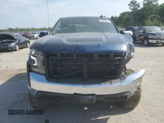 2021 Chevrolet Silverado 1500 LT z VIN 1GCUYDED9MZ194039, wystawiony jako Copart lot #53979225 z przebiegiem 69 276 mil mil oraz Szkoda całkowita • Salvage title. Historia ofert i sprzedaży dostępna na DreamBid. Obrazek 5.