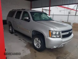 2007 Chevrolet Suburban LT z VIN 1GNFC16087J402939, wystawiony jako IAAI lot #42725660 z przebiegiem 193 325 mil mil oraz . Historia ofert i sprzedaży dostępna na DreamBid. Obrazek 1.