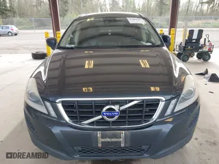 2011 Volvo XC60 3.2L with VIN YV4952DL7B2166075, listed as a IAAI auction lot 42004245 with 136,182 mi miles. Bid and sale history available at carsss.com. Image 12.