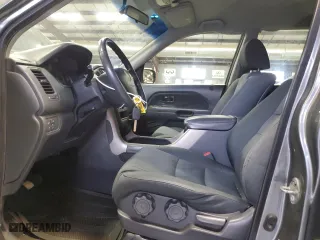 2007 Honda Pilot LX with VIN 5FNYF181X7B028436, listed as a Copart auction lot 52872865 with 203,708 mi miles and Salvage Title. Bid and sale history available at carsss.com. Image 7.