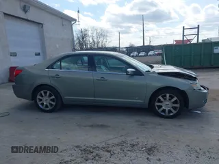 2008 Lincoln MKZ with VIN 3LNHM26T88R653977, listed as a IAAI auction lot 41922309 with 125,240 mi miles and . Bid and sale history available at carsss.com. Image 13.