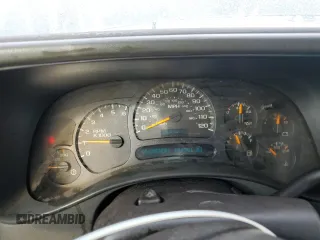 2004 Chevrolet Suburban LS with VIN 3GNGK26U54G216482, listed as a Copart auction lot 46129495 with 180,551 mi miles and Salvage Title. Bid and sale history available at carsss.com. Image 9.