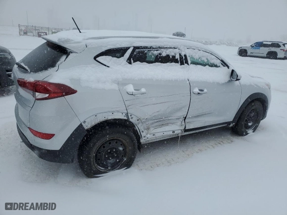 2017 Hyundai Tucson SE Plus with VIN KM8J33A44HU592534, listed as a Copart auction lot 43797175 with 64,012 mi miles and Salvage Title. Bid and sale history available at carsss.com. Image 3.