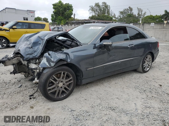 2008 Mercedes-Benz CLK 350 с VIN WDBTJ56H98F247982, выставлен на аукционе Copart как лот 47406985 с пробегом 117 758 миль миль и Списание • Salvage title. История ставок и продаж доступна на DreamBid. Изображение 1.