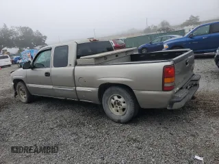 2000 GMC New Sierra 1500 SLE with VIN 2GTEC19T9Y1126938, listed as a Copart auction lot 43553875 with 416,774 mi miles and Salvage Title. Bid and sale history available at carsss.com. Image 2.
