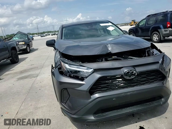 2023 Toyota RAV4 LE z VIN 2T3H1RFV5PW252503, wystawiony jako Copart lot #56977615 z przebiegiem 35 036 mil mil oraz Szkoda całkowita • Salvage title. Historia ofert i sprzedaży dostępna na DreamBid. Obrazek 14.