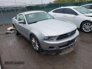 2010 Ford Mustang V6 с VIN 1ZVBP8AN5A5161121, выставлен на аукционе IAAI как лот 42216884 с пробегом 69 946 миль миль и . История ставок и продаж доступна на DreamBid. Изображение 1.