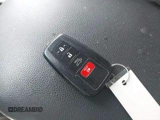 2019 Toyota RAV4 XLE with VIN JTMP1RFVXKD014440, listed as a IAAI auction lot 41877070 with 1 mi miles. Bid and sale history available at carsss.com. Image 11.