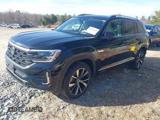 2024 Volkswagen Atlas SEL Premium R-Line z VIN 1V2FR2CAXRC571571, wystawiony jako IAAI lot #41876241 z przebiegiem 14 652 mil mil oraz . Historia ofert i sprzedaży dostępna na DreamBid. Obrazek 2.